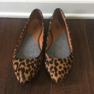 Leopard print flats
